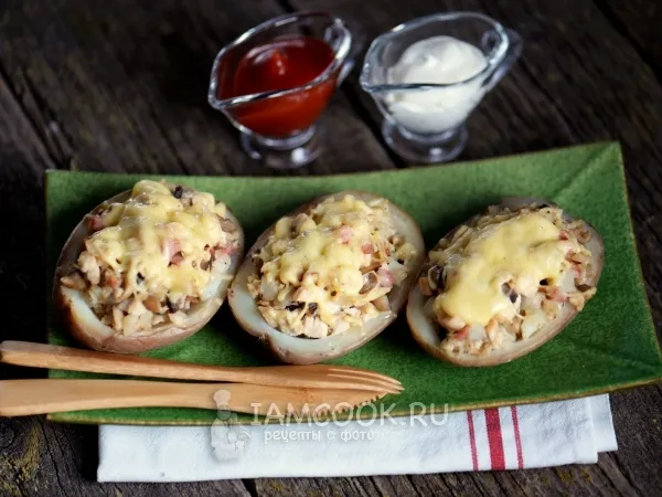Фото блюда: Картофель, фаршированный курицей и грибами