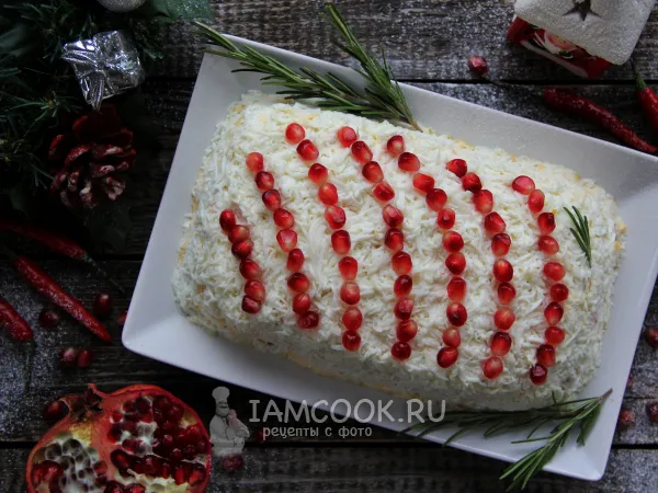 Фото блюда: Салат «Бусы на снегу» с курицей