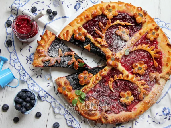 Фото блюда: Пирог «Ягодное лукошко»