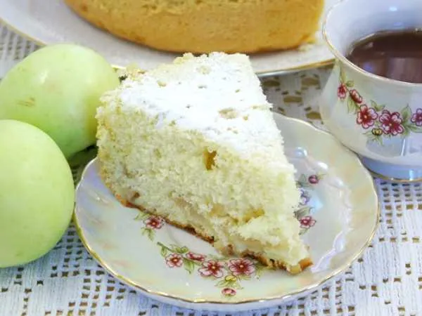 Фото блюда: Яблочный пирог в мультиварке