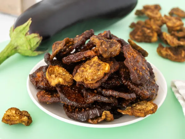 Фото блюда: Чипсы из баклажанов в сушилке