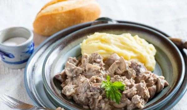 Фото блюда: Говяжий фарш с шампиньонами