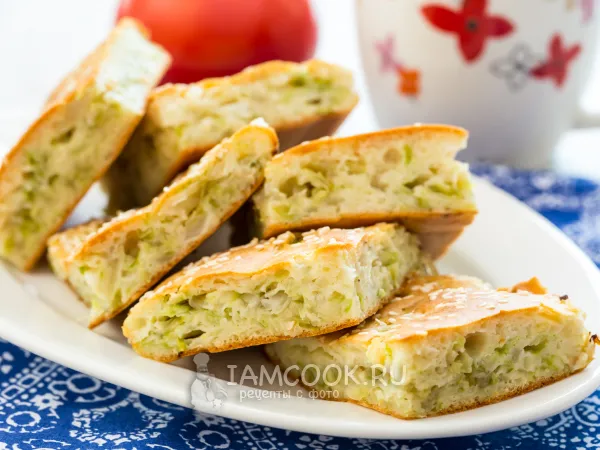 Фото блюда: Заливной пирог с молодой капустой