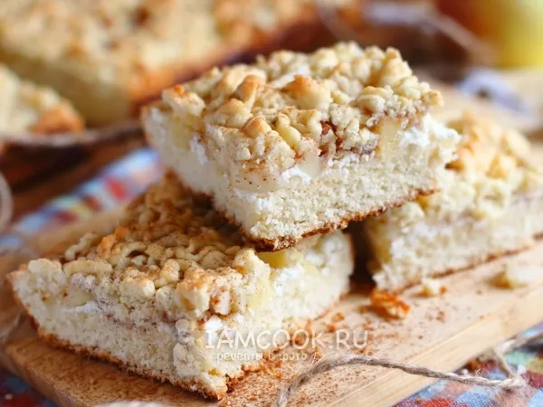 Фото блюда: Тёртый пирог с творогом и яблоками