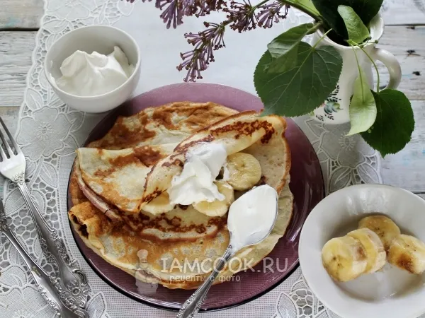 Фото блюда: Блинчики с бананом и сметаной