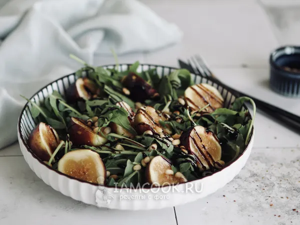 Фото блюда: Салат из инжира с бальзамическим соусом