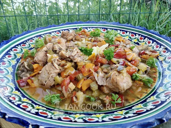 Фото блюда: Лагман из курицы в афганском казане