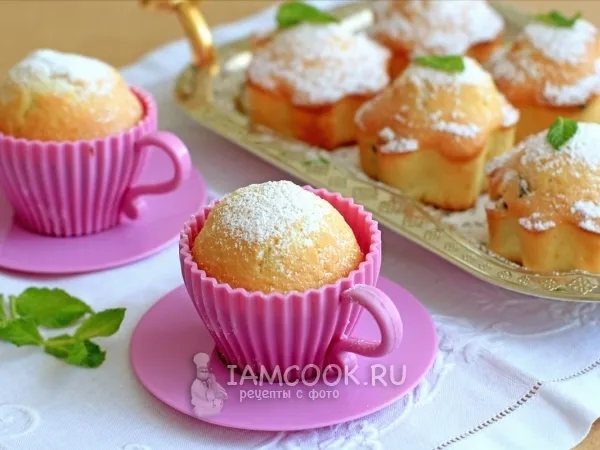 Фото блюда: Кексы с изюмом в формах