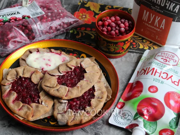 Фото блюда: Калитки с брусникой (из ржаной муки)