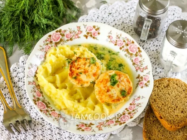 Фото блюда: Куриные котлеты в сметане