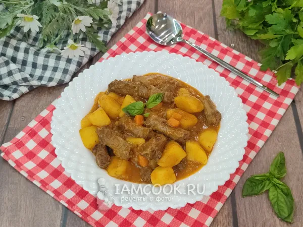 Фото блюда: Куриные шеи с картошкой