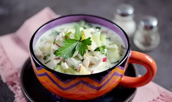 Фото блюда: Окрошка с куриной грудкой