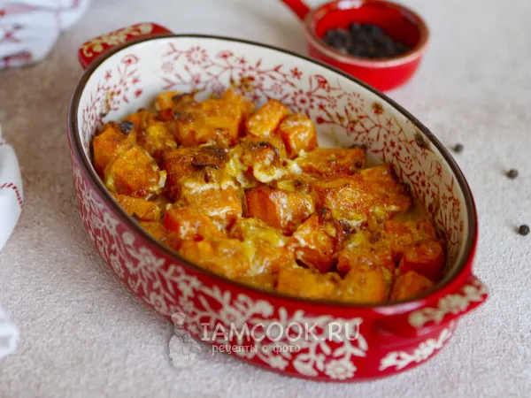 Фото блюда: Тыква, запеченная кусочками с чесноком в духовке