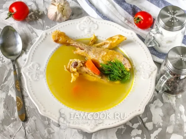 Фото блюда: Бульон из домашней курицы в мультиварке