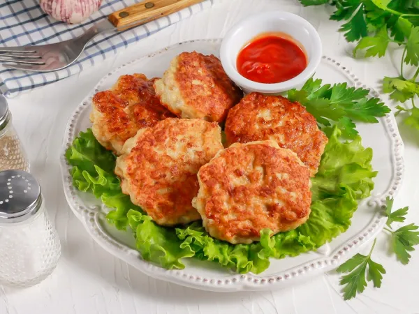 Фото блюда: Куриные котлеты с молоком