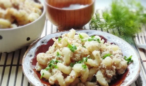 Фото блюда: Макароны по-флотски с отварным мясом