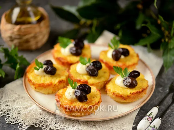 Фото блюда: Картофельные драники с сыром в духовке