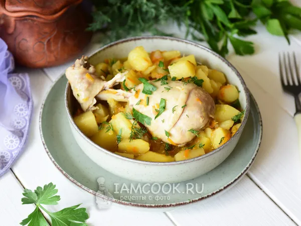 Фото блюда: Курица с картошкой в мультиварке Редмонд