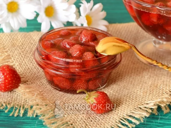 Фото блюда: Варенье из виктории пятиминутка