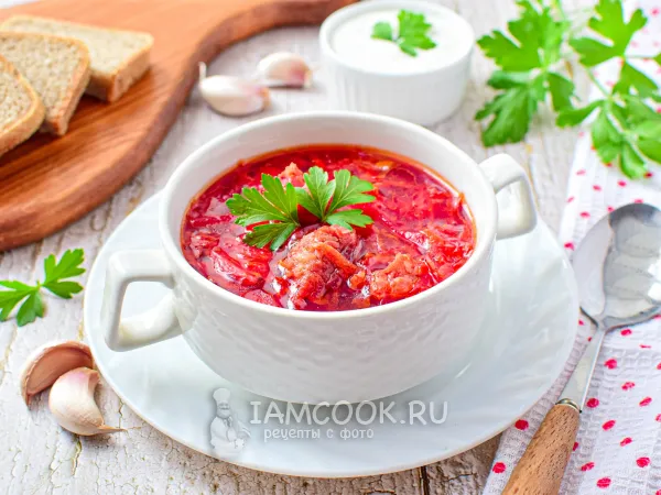 Фото блюда: Борщ с копчеными ребрышками