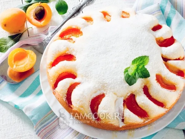 Фото блюда: Пирог с абрикосами в мультиварке