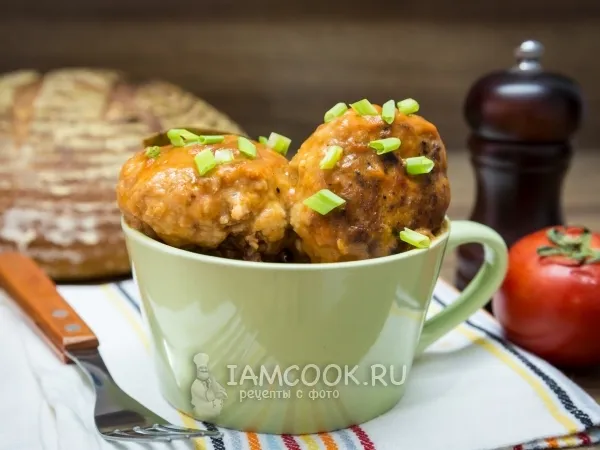 Фото блюда: Куриные котлеты с томатной подливкой