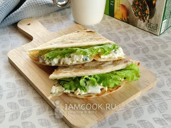 Фото блюда: Роти с луком и яйцом