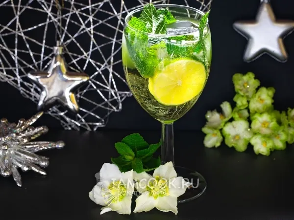 Фото блюда: Коктейль Хуго (Hugo)