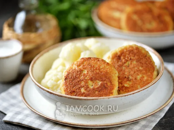 Фото блюда: Куриные котлеты с хлебом