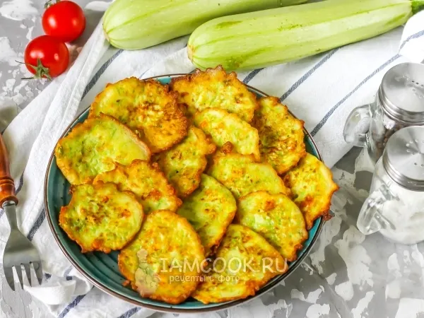 Фото блюда: Кабачковые оладьи с брынзой