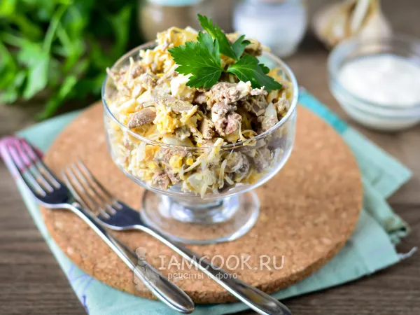 Фото блюда: Салат с куриной печенью и сыром