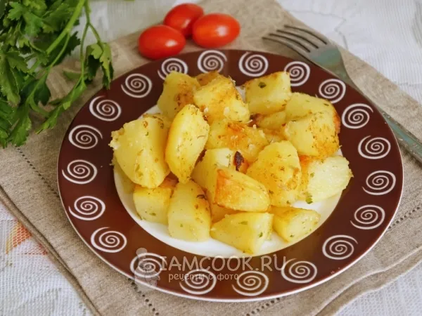 Фото блюда: Обжаренный картофель с чесноком
