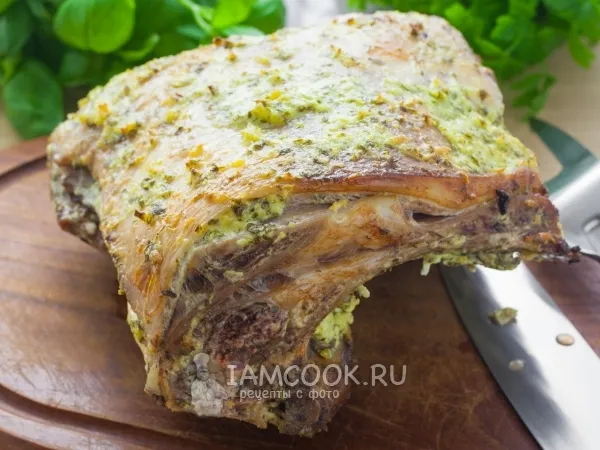 Фото блюда: Баранья лопатка, запеченная в духовке