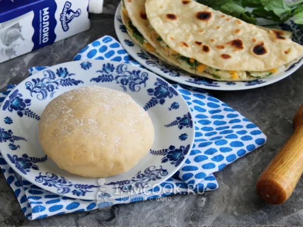 Фото блюда: Тесто на кыстыбый на молоке (+кыстыбый)
