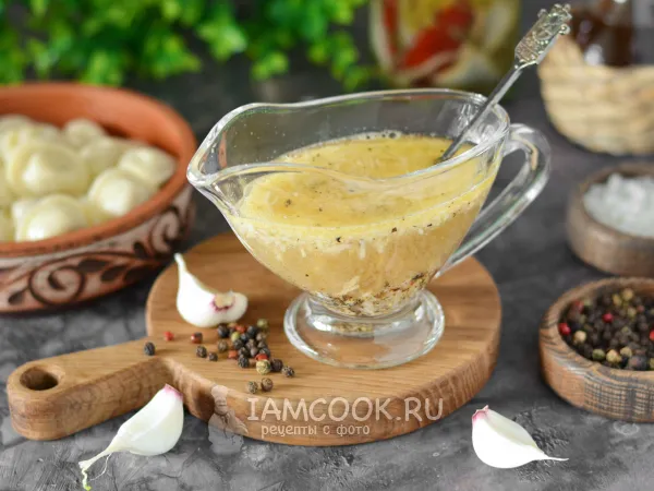 Фото блюда: Чесночный соус для пельменей