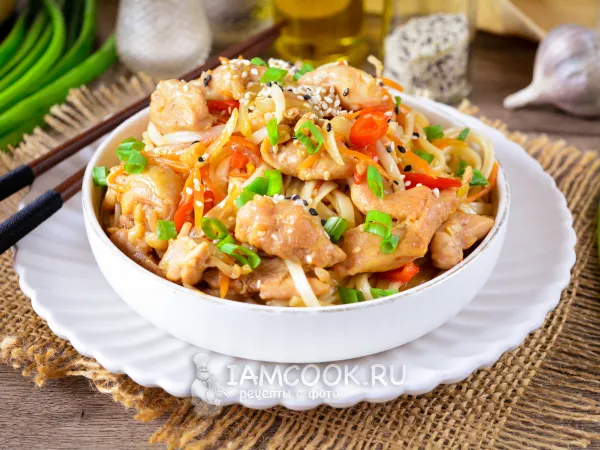 Фото блюда: Лапша с курицей по-корейски