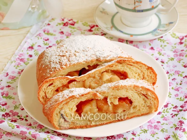 Фото блюда: Творожный рулет с яблоками