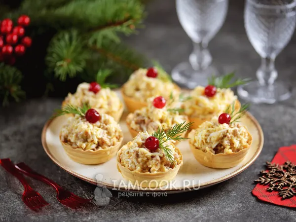 Фото блюда: Тарталетки с печенью трески, яйцом и сыром