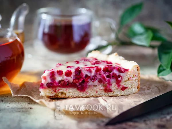 Фото блюда: Заливной пирог с брусникой