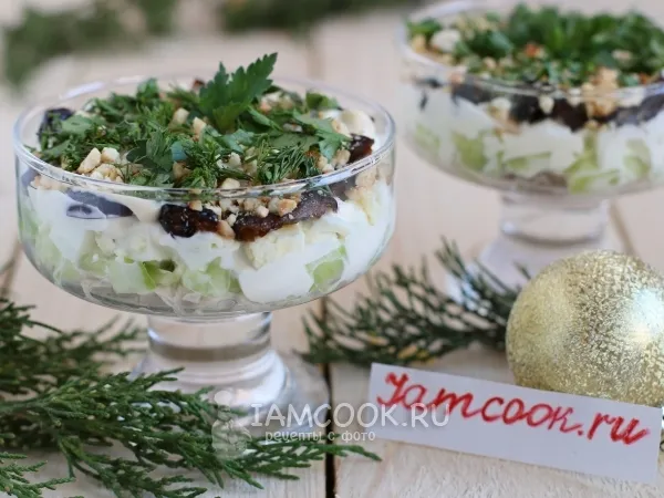 Фото блюда: Салат-коктейль с мясом кролика