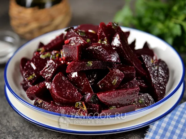Фото блюда: Маринованная свекла по-осетински (большими кусками)