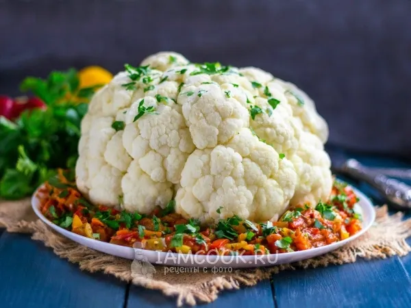 Фото блюда: Цветная капуста с овощным соусом