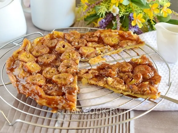 Фото блюда: Банановый тарт-татен (перевертыш) на слоеном тесте