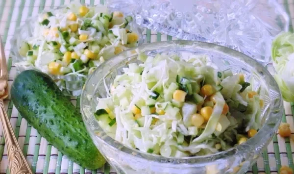 Фото блюда: Салат с ананасом и огурцами
