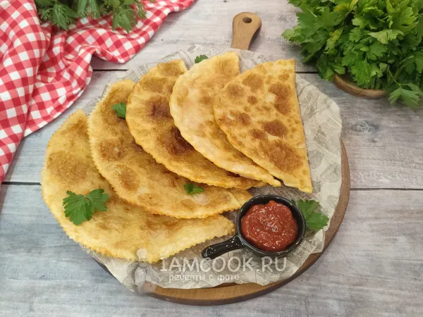 Фото блюда: Чебуреки с ветчиной с сыром