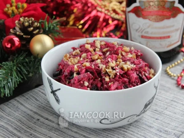 Фото блюда: Салат «Пиковая дама»