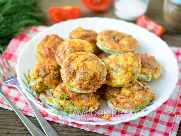 Фото блюда: Кабачки с колбасой и сыром в духовке