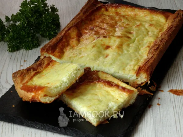 Фото блюда: Пирог из слоеного теста с кабачками