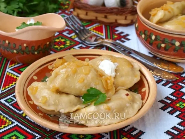 Фото блюда: Вареники с жареной капустой