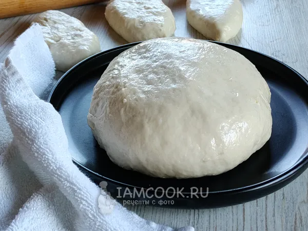 Фото блюда: Дрожжевое тесто для пирожков на картофельном отваре